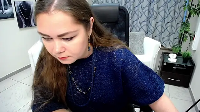 Susanna S online show from November 21, 2025, 4:22 am