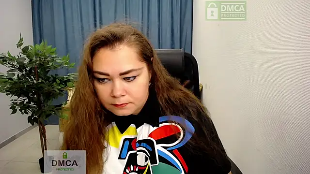 Susanna S online show from November 28, 2025, 6:16 am