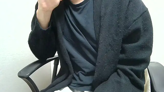 minhyuck001 online show from November 21, 2025, 12:04 pm