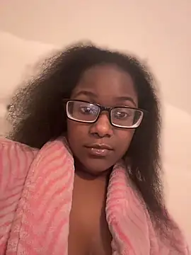 kaywest online show from April 23, 2026, 12:01 am