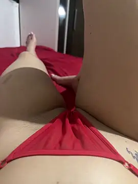 fernandesisa online show from November 19, 2025, 2:00 am