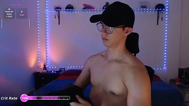 Snapshot of Brandon_starkk chatting on July 23, 2026, 2:31 am Brandon starkk online show from July 23, 2026, 2:31 am