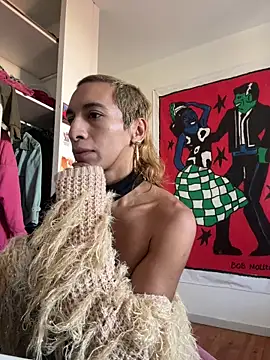 zinalastar online show from November 18, 2025, 11:36 am