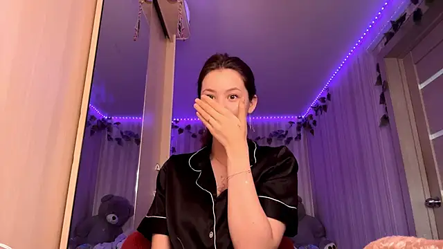 CutieSlim online show from January 9, 2026, 6:05 am