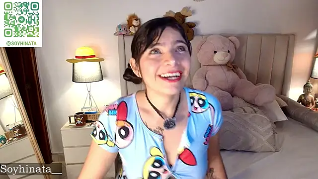 Snapshot of Emyii_ chatting on June 11, 2026, 2:00 am Emyii online show from June 11, 2026, 2:00 am