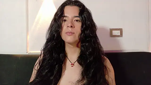 Angel-umbra online show from April 19, 2026, 1:10 pm