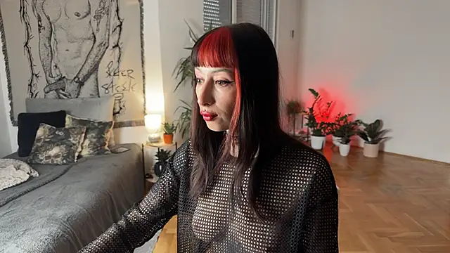 inked witch online show from September 28, 2025, 4:01 pm