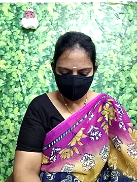 Queen-Neha online show from December 17, 2025, 7:25 am