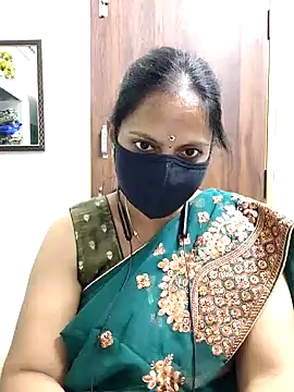 Queen-Neha online show from March 25, 2026, 8:04 pm