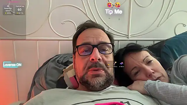 Batnico7428 online show from November 28, 2025, 9:39 pm