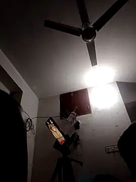 Snapshot of Powerfull08 chatting on November 28, 2025, 5:37 pm Powerfull08 online show from November 28, 2025, 5:37 pm