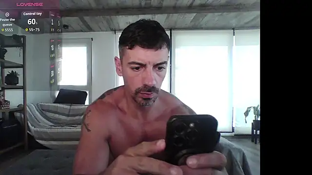 vanessato online show from February 14, 2026, 9:44 pm