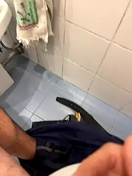 Snapshot of marc8876 chatting on November 20, 2025, 6:02 am marc8876 online show from November 20, 2025, 6:02 am