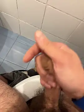 Snapshot of marc8876 chatting on November 26, 2025, 6:09 pm marc8876 online show from November 26, 2025, 6:09 pm