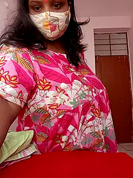 CUTE-LOVE-SWEETS online show from April 8, 2026, 4:01 am