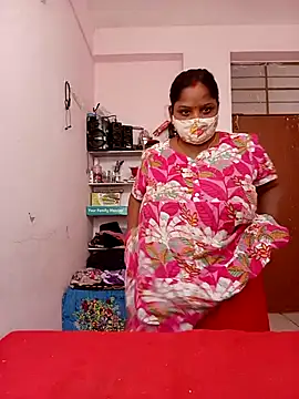 CUTE-LOVE-SWEETS online show from April 9, 2026, 4:01 am