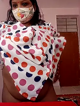 CUTE-LOVE-SWEETS online show from April 11, 2026, 3:55 am