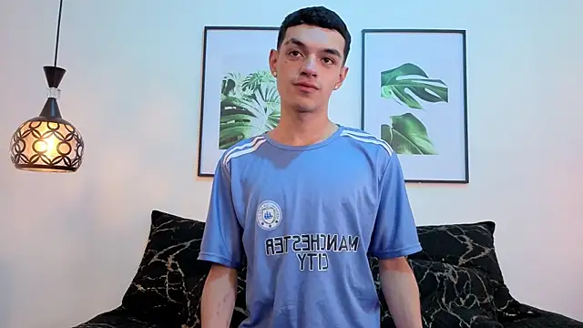 krisstormvg online show from December 1, 2025, 8:14 pm