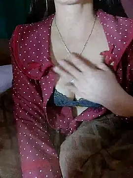 Lianlian68 online show from November 20, 2025, 2:17 pm