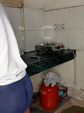 Zinexraj online show from February 26, 2026, 1:15 am