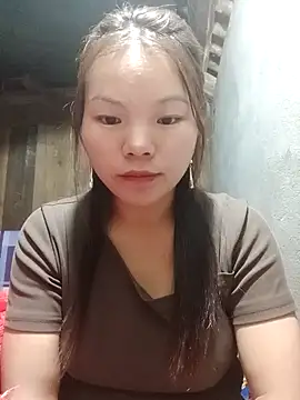 yu-zhen online show from November 25, 2025, 5:51 am