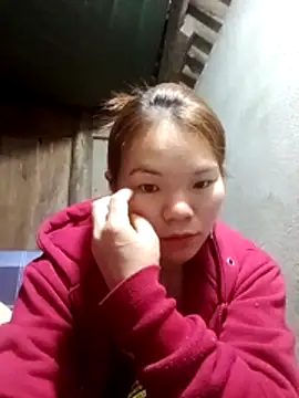 yu-zhen online show from February 10, 2026, 1:32 am