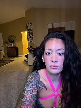 Entreprescrewers online show from November 26, 2025, 6:25 am