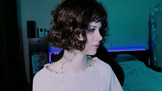 Snapshot of Ebfaafret chatting on November 24, 2025, 5:18 am Ebfaafret online show from November 24, 2025, 5:18 am