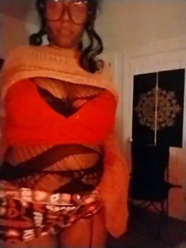 Snapshot of Nusii_pooh chatting on November 28, 2025, 10:18 am Nusii pooh online show from November 28, 2025, 10:18 am