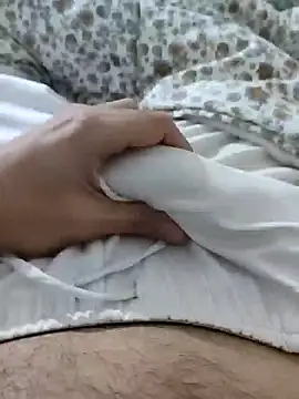 berkkderlerr online show from November 17, 2025, 3:51 pm