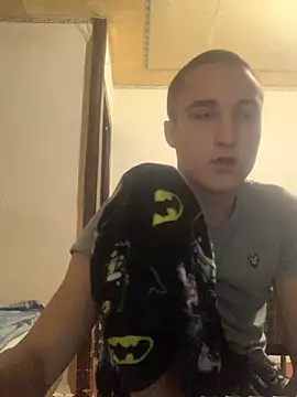 Snapshot of mishatop178 chatting on November 18, 2025, 4:33 pm mishatop178 online show from November 18, 2025, 4:33 pm