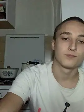 Snapshot of mishatop178 chatting on November 20, 2025, 5:34 pm mishatop178 online show from November 20, 2025, 5:34 pm