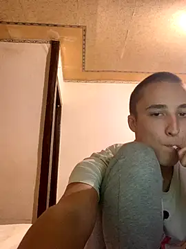 Snapshot of mishatop178 chatting on November 21, 2025, 7:12 pm mishatop178 online show from November 21, 2025, 7:12 pm