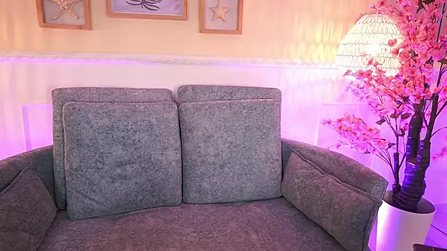 MeganLowell online show from March 30, 2026, 8:54 pm