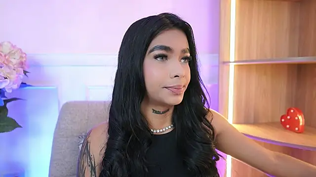 MeganLowell online show from April 20, 2026, 7:04 pm