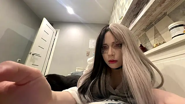 Snapshot of BlashInkMila chatting on November 19, 2025, 6:08 pm BlashInkMila online show from November 19, 2025, 6:08 pm