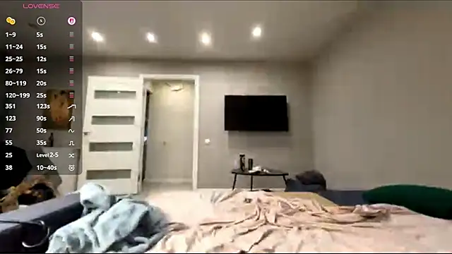 Snapshot of BlashInkMila chatting on November 28, 2025, 6:43 pm BlashInkMila online show from November 28, 2025, 6:43 pm