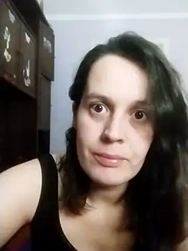 Liliakis online show from November 30, 2025, 8:02 pm