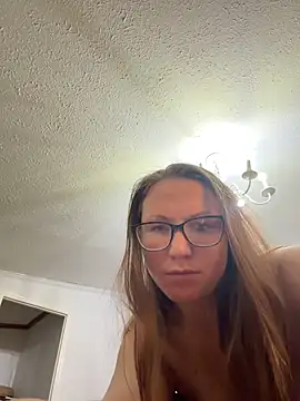 Snapshot of kat_love9 chatting on November 25, 2025, 3:39 am kat love9 online show from November 25, 2025, 3:39 am