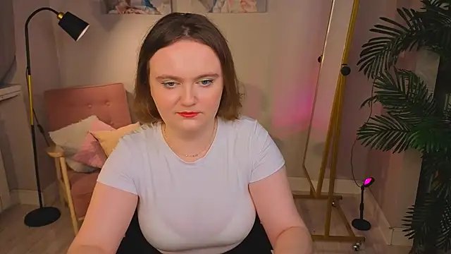 TerryAstra online show from November 28, 2025, 1:25 pm