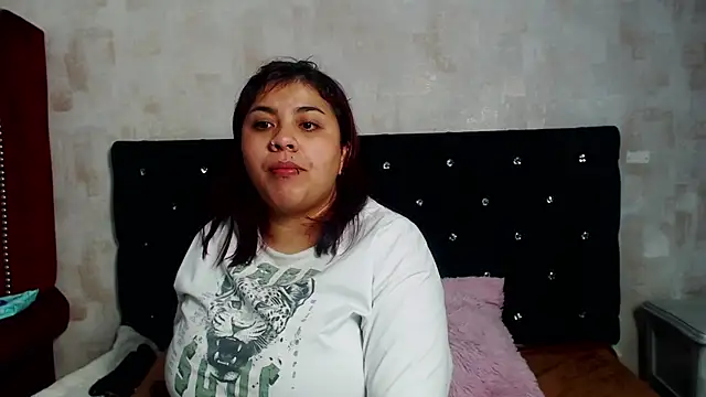 Snapshot of danna_garza chatting on November 22, 2025, 5:06 am danna garza online show from November 22, 2025, 5:06 am