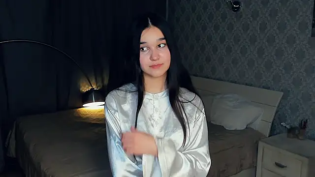 Snapshot of MeliaMelchiori chatting on November 28, 2025, 1:52 am MeliaMelchiori online show from November 28, 2025, 1:52 am