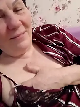 OliviaaSkyy online show from February 7, 2026, 5:33 am