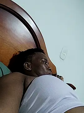 Snapshot of karlatasty chatting on November 24, 2025, 11:37 pm karlatasty online show from November 24, 2025, 11:37 pm