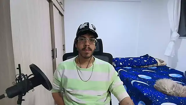 naitt  online show from November 22, 2025, 7:51 am