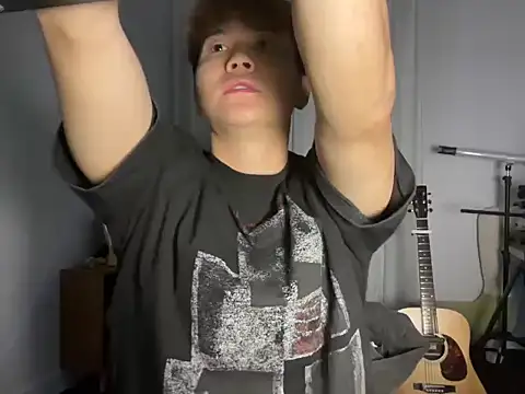 Snapshot of Juhone chatting on November 21, 2025, 6:34 am Juhone online show from November 21, 2025, 6:34 am