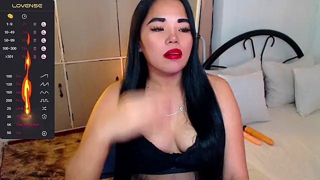 SquirtyLillyx online show from November 20, 2025, 2:34 am