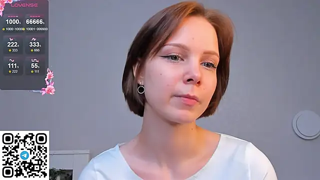 UmbraVelour online show from December 22, 2025, 1:30 pm