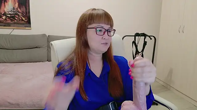 Foxy-lady online show from November 9, 2025, 7:23 pm