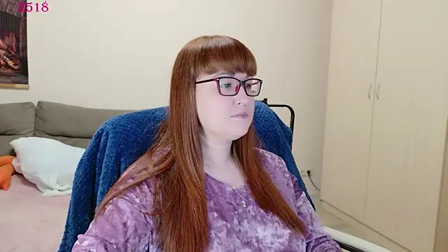 Snapshot of Foxy-lady chatting on April 23, 2026, 1:24 pm Foxy-lady online show from April 23, 2026, 1:24 pm